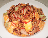 卵焼きを具材に　揚げ玉入り焼きそば作り方11写真