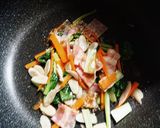 ごぼうと彩り野菜の塩こうじ炒め作り方11写真