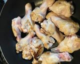 お酢たっぷり〜鶏手羽元煮作り方2写真