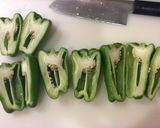 丸ごとピーマンのピザ焼き作り方1写真