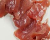 ピリリ甘辛な、韓国風ユッケ丼!!作り方1写真