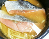 生姜香る☆丸ごと鮭の炊き込みご飯作り方2写真