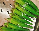 オクラとプチトマトのサブジ作り方1写真