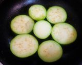 白なす(とろなす・青大丸ナス)のお味噌汁作り方2写真