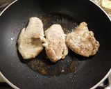 鶏胸肉のバターセージソテー作り方6写真