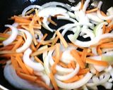 野菜炒めにニンニクショウガ焼き。作り方4写真