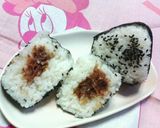 普通の♡おにぎり♡梅おかか作り方4写真