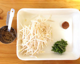 簡単！もやしの梅じそごまだれ和え作り方1写真