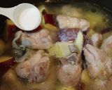 カルシウム満点！サツマイモと鶏肉の煮もの作り方4写真