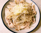 鍋も計量もナシ❕鶏むね肉ともやしの酒蒸し作り方5写真