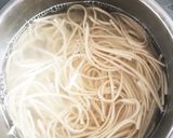 あまった餃子の具で簡単アレンジ☆肉うどん作り方2写真