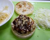 レンジで簡単ランチ！ロースカツバーガー作り方3写真