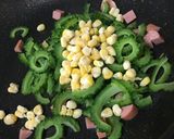 ゴーヤと粒コーンの麺つゆ炒め作り方4写真