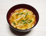 油揚げ・長ネギ・えのき茸入りのお味噌汁作り方3写真