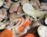 鶏肉と茄子（しめじ）のトマトソースパスタ作り方4写真