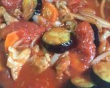 鶏肉と茄子（しめじ）のトマトソースパスタ作り方5写真