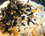 余りひじきで簡単炊き込みご飯作り方3写真