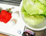 レタスのお皿でコンビーフチャーハン☆作り方1写真