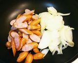 ソーセージと玉ねぎの簡単炒め作り方1写真
