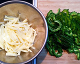 ゴーヤとじゃがいものカレー炒め作り方2写真