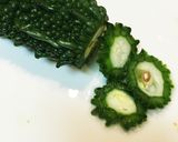 意外な美味さ！ゴーヤ丸ごと苦味なし素揚げ作り方1写真