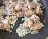 残りご飯で☆チキンピラフ風作り方5写真