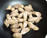 簡単♬ウィンナーときのこのケチャップ炒め作り方4写真