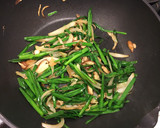 簡単☆ピリ辛ニラと豚肉の中華風炒め作り方5写真