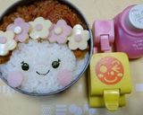 【デコ弁】キーマカレーで顔弁❤女の子作り方4写真