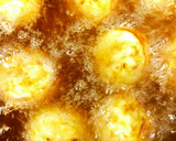 カリカリ揚げたこ焼きの甘辛和え作り方2写真