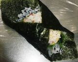 おにぎらず カリフォルニアロール風作り方7写真