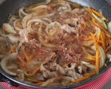 鰹節で簡単♪昼夕♪他人丼（人参入り豚丼）作り方3写真
