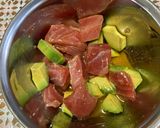 まぐろとアボカドの漬け丼作り方1写真