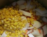 かぼちゃとコーン*人参*玉葱のポタージュ作り方1写真