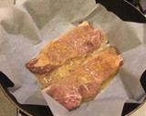 簡単♪漬けて焼くだけ！豚の味噌漬け焼き☆作り方3写真
