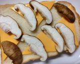 酸っぱいひじき×椎茸のチェダートースト作り方3写真