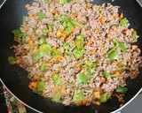 わが家のガパオライス風☆挽き肉炒め♥作り方1写真