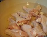 キャベツと鶏手羽元の簡単スープ作り方1写真