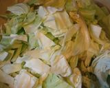 キャベツと鶏手羽元の簡単スープ作り方2写真