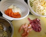 残りパスタで野菜たっぷりちゃんぽん作り方1写真