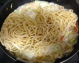 残りパスタで野菜たっぷりちゃんぽん作り方6写真