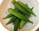【主菜】オクラとみょうがのロール味噌マヨ作り方1写真
