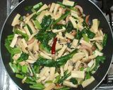 高野豆腐・小松菜・しめじの簡単野菜炒め物作り方9写真