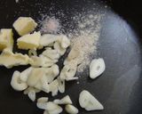 白ゴーヤのガーリックバター炒め作り方2写真