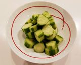 夏にオススメ❁キュウリと梅のあっさり漬け作り方3写真