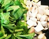セロリとプチトマトのツナ入りカレー風味作り方1写真