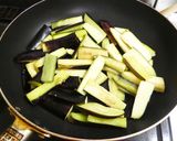 甘酢あんでさっぱり！なす･もやし炒め作り方4写真