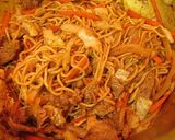 オムライスの中に焼きそばが！作り方3写真