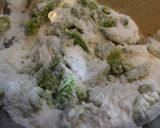 昼おやつ♪アボカド入り緑のみたらし団子作り方1写真
