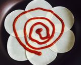 超簡単で時短！餃子の皮でパリパリピザ♡作り方2写真